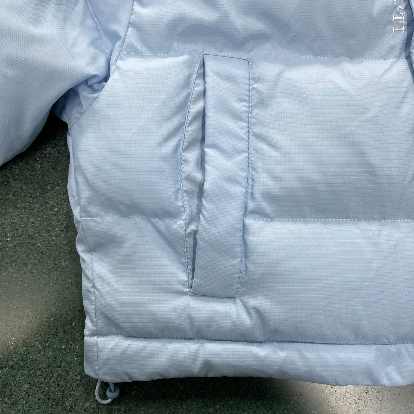 Trapstar Women’s Decodeed Hooded Puffer 2.0 Jacket Ice Blue