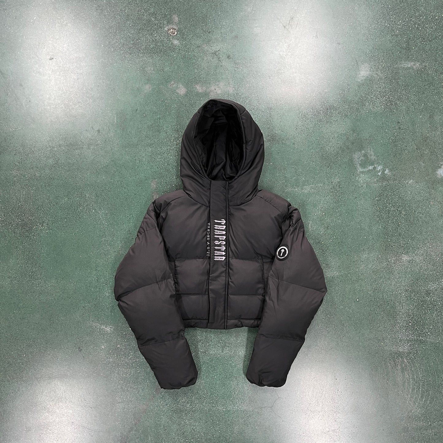 Trapstar Women’s Decodeed Hooded Puffer 2.0 Jacket Black