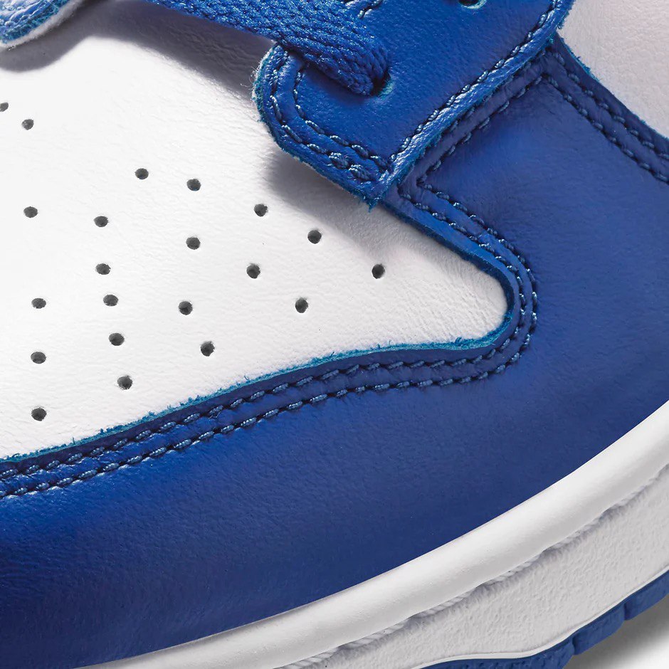 Nike Dunk Low Kentucky (2020) - The Sneaker Dept