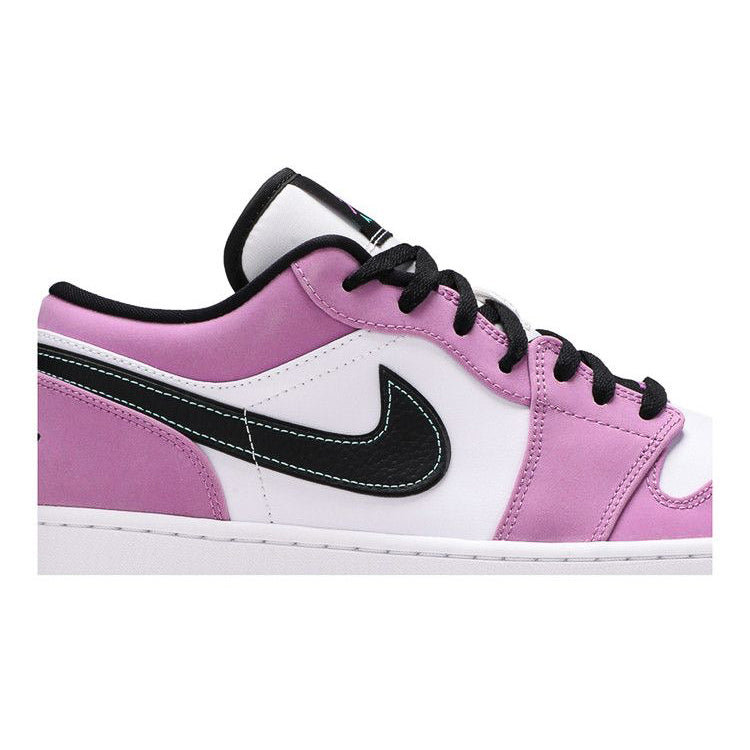 Air Jordan 1 Low SE 'Violet Shock'