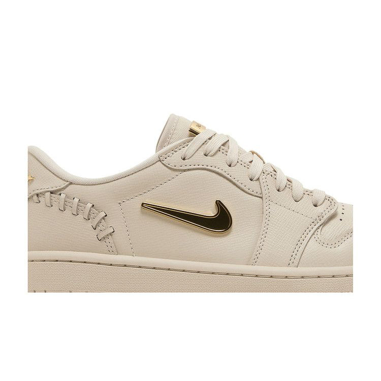 Wmns Air Jordan 1 Low Method of Make 'Legend Light Brown'