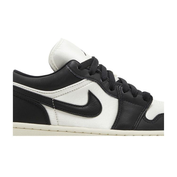 Wmns Air Jordan 1 Low SE 'Vintage Panda'