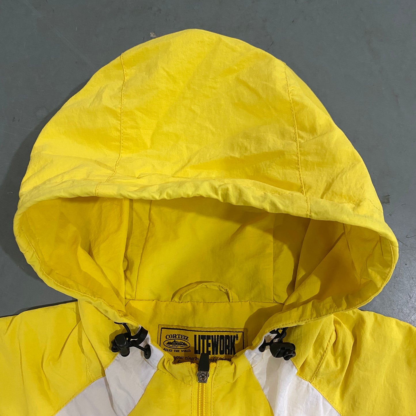 Corteiz Alcatraz Sun & Rain Windbreaker Yellow White