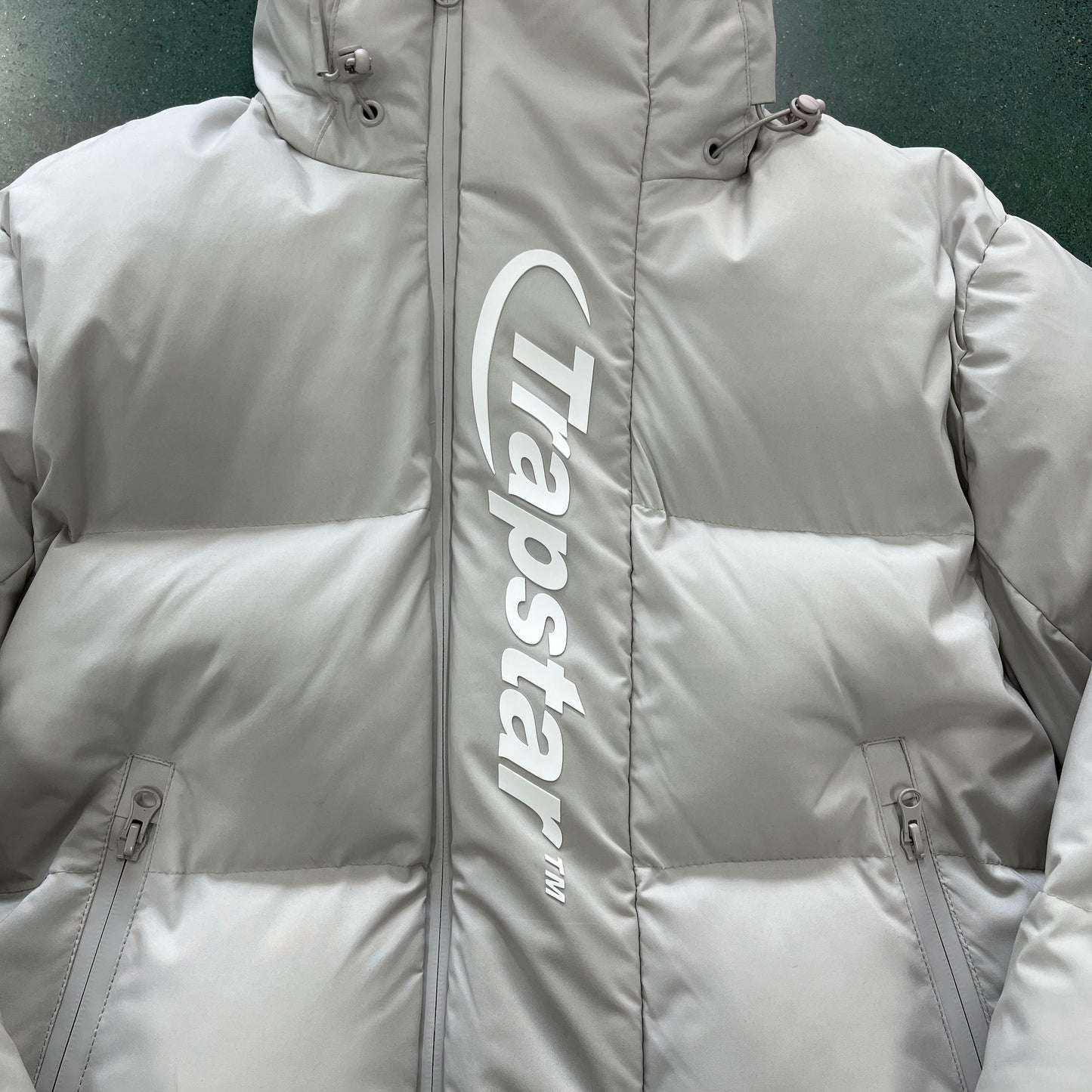 Trapstar Hyperdrive Technical Puffer Jacket Light Grey