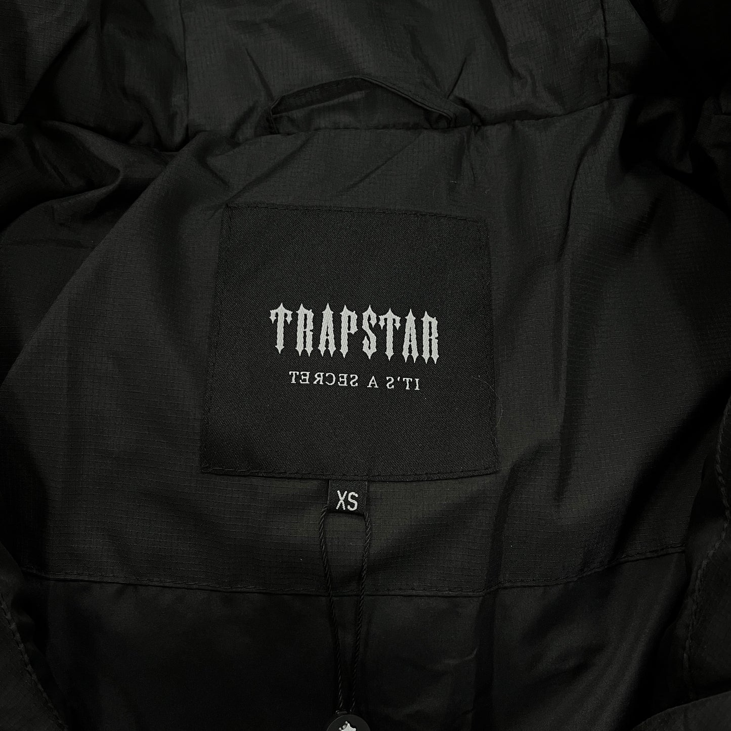 Trapstar Women’s Decodeed Hooded Puffer 2.0 Jacket Black