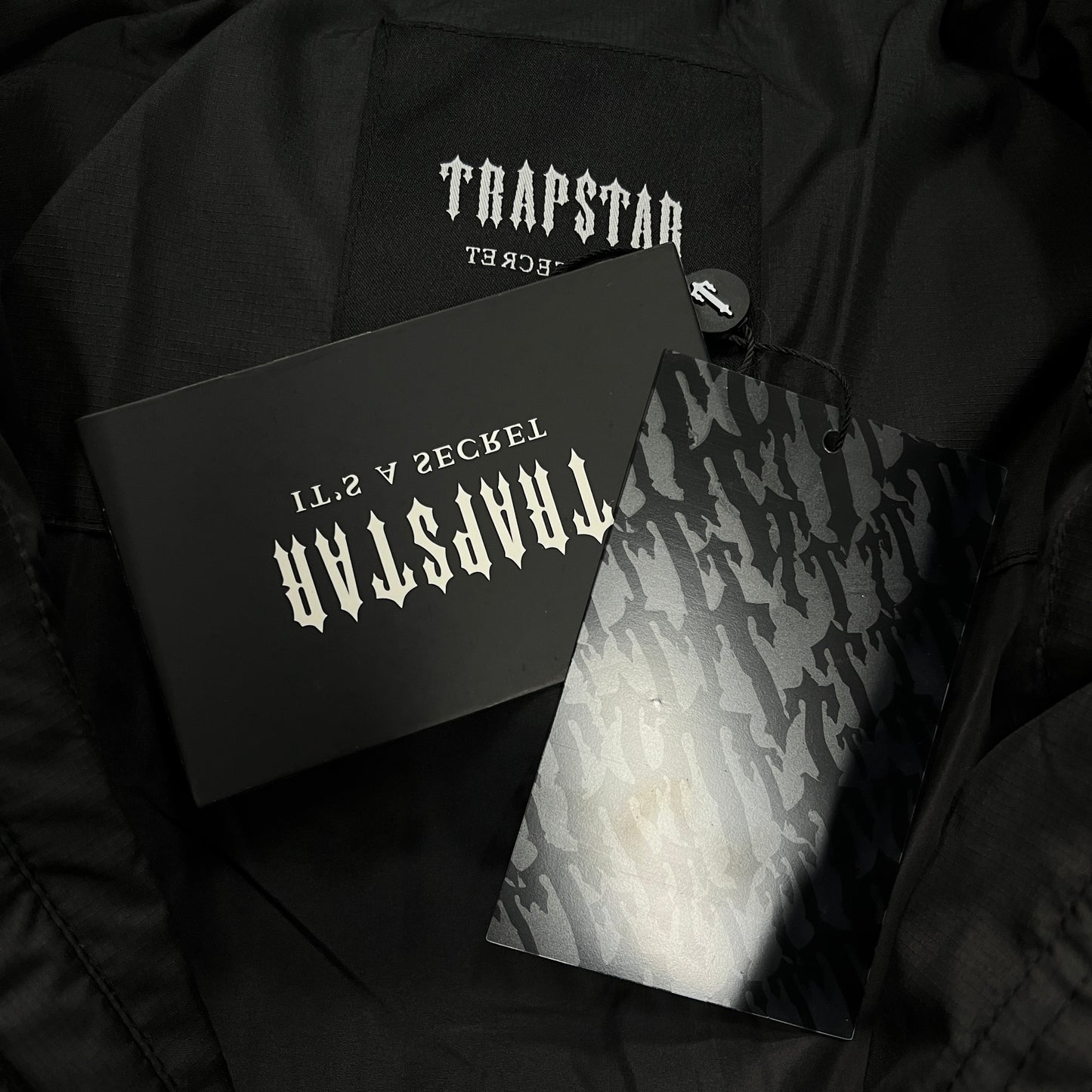 Trapstar Women’s Decodeed Hooded Puffer 2.0 Jacket Black
