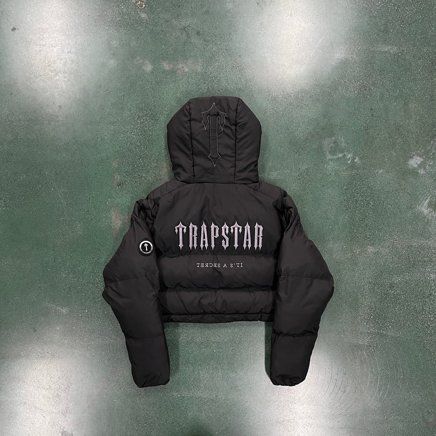 Trapstar Women’s Decodeed Hooded Puffer 2.0 Jacket Black