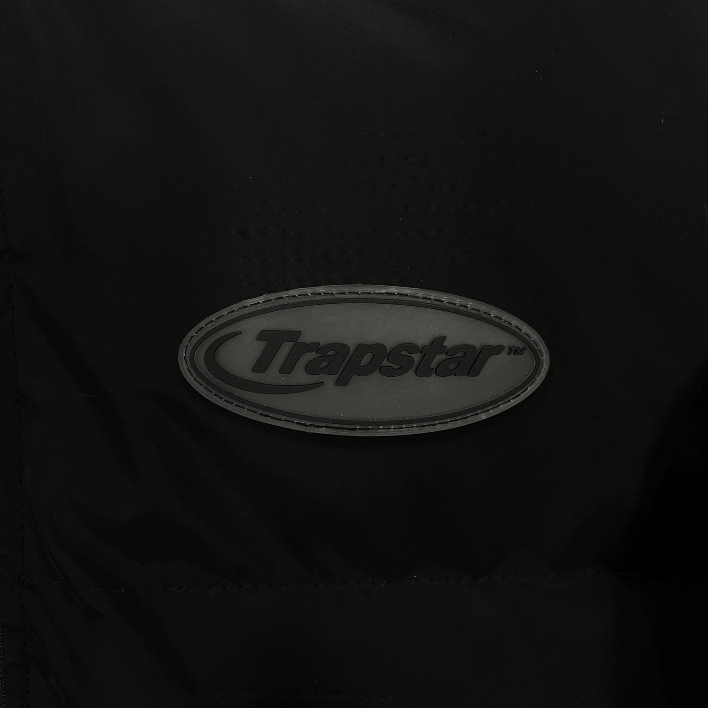 Trapstar Triple Black Hyperdrive Detachable Hood Puffer Jacket