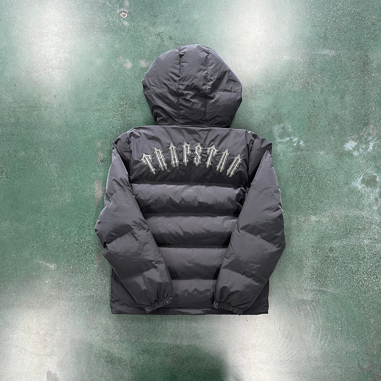 Trapstar Decodeed Hooded Puffer Jacket Stone