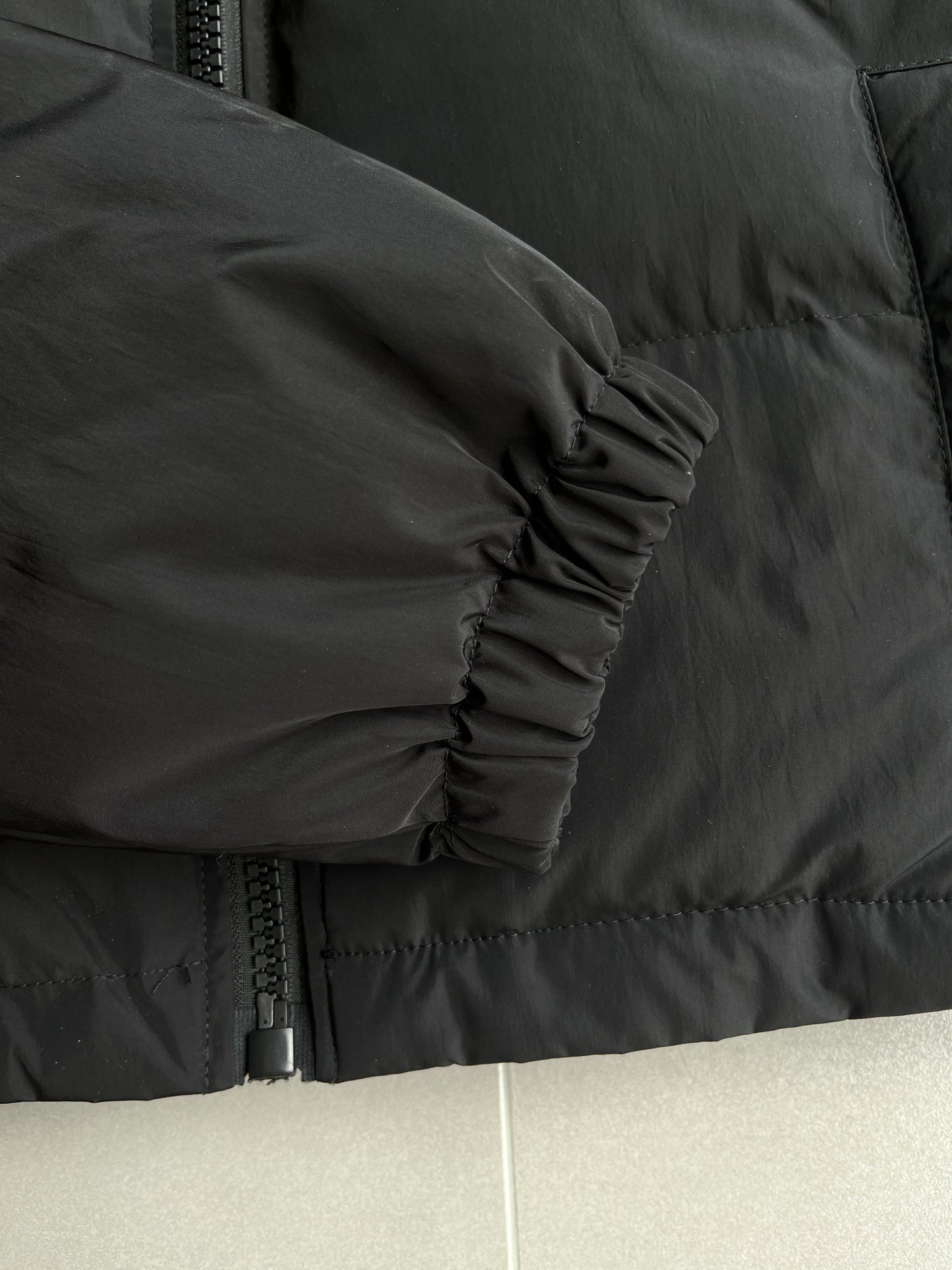 Trapstar Womens Irongate Detachable Hooded Puffer Jacket Black