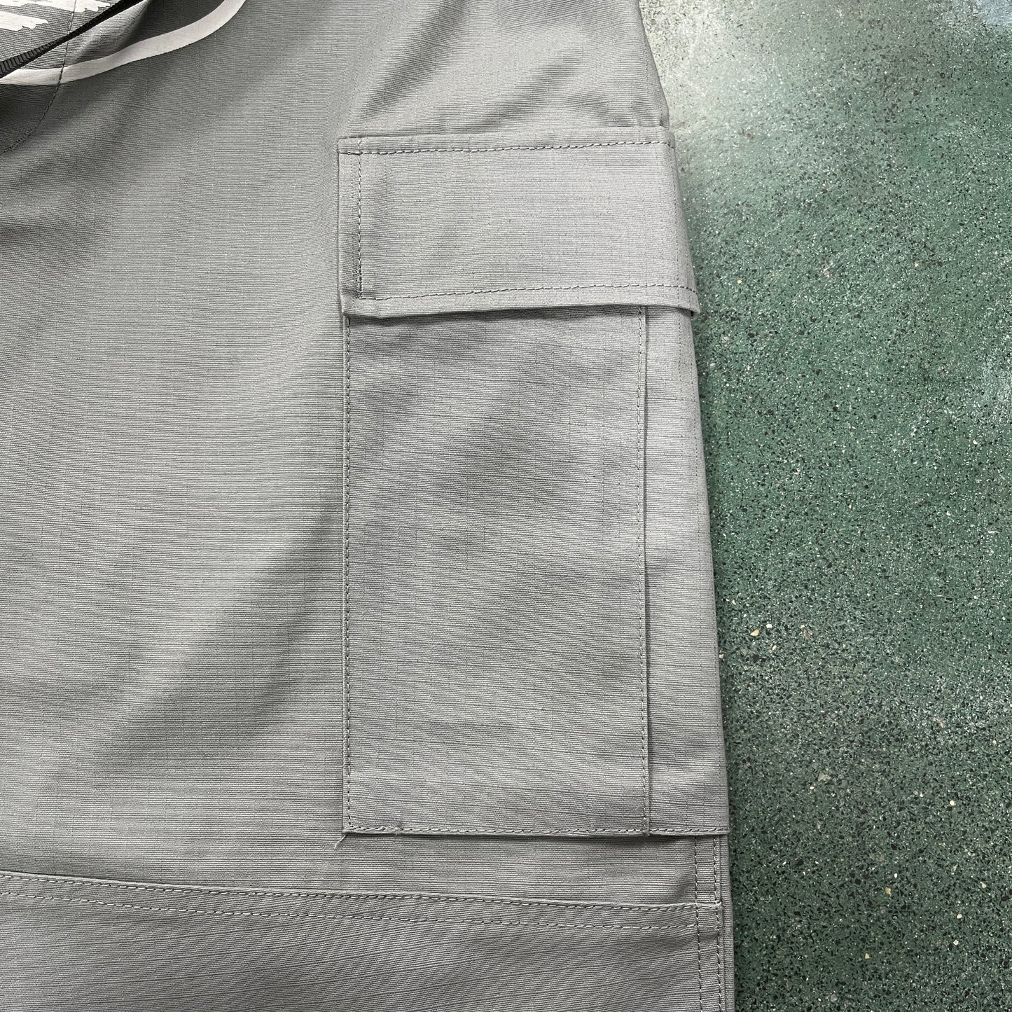 Corteiz Stone Grey Cargos