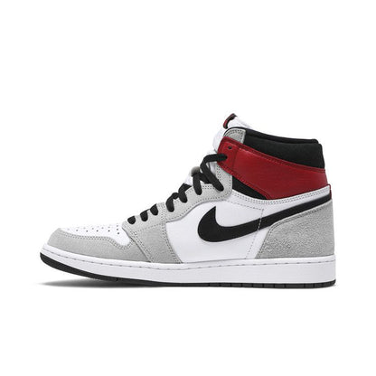 Air Jordan 1 Retro High OG 'Smoke Grey'