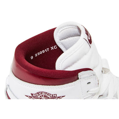 Air Jordan 1 Retro High '85 OG 'Metallic Burgundy'