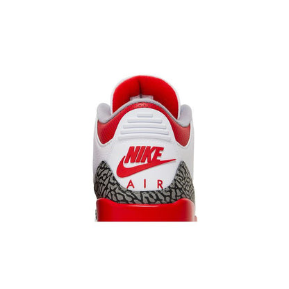 Air Jordan 3 Retro 'Fire Red' 2022