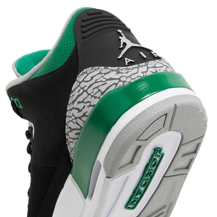 Air Jordan 3 Retro 'Pine Green'