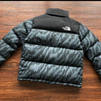 The North Face 1996 Retro Nuptse 700