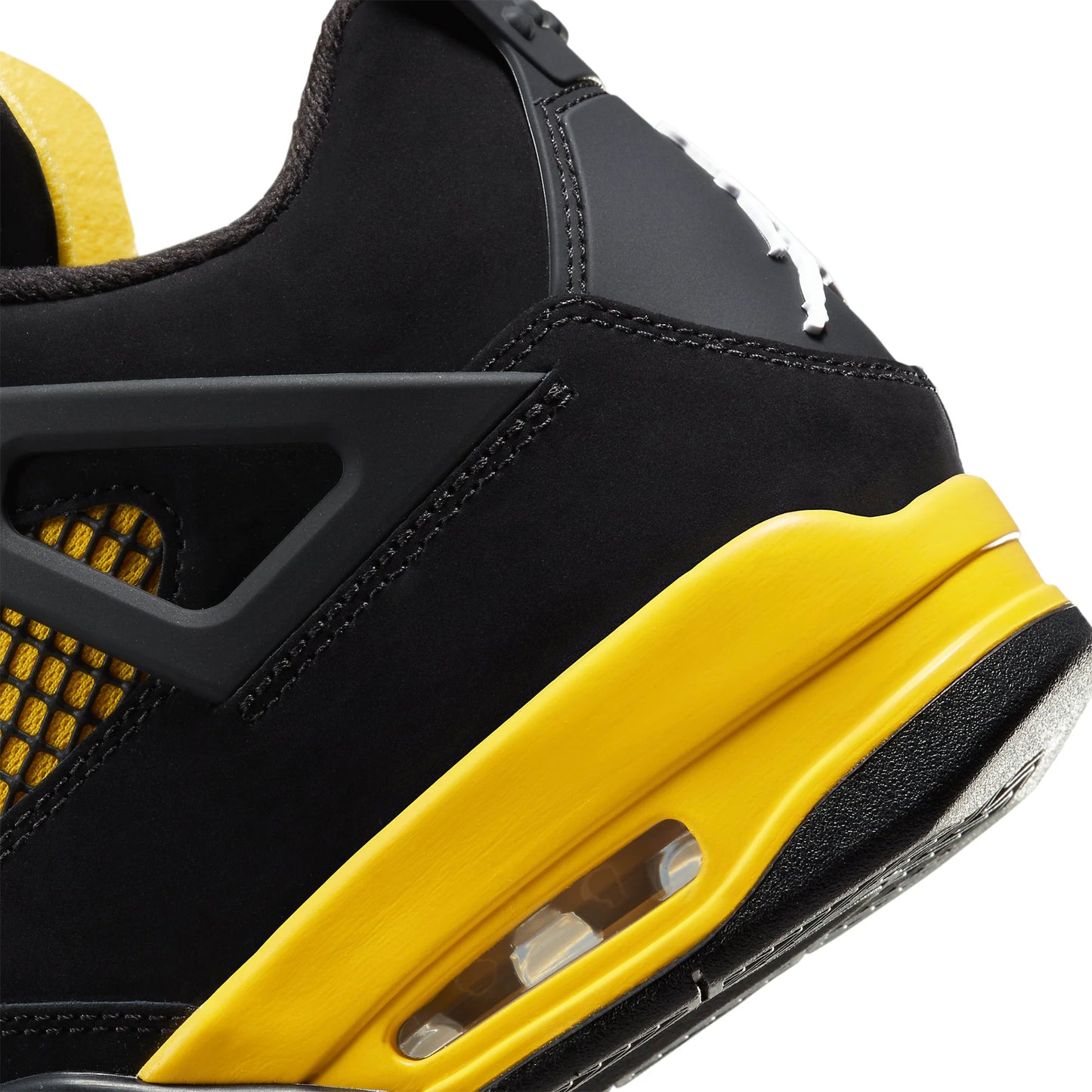 Air Jordan 4 Retro 'Thunder' (2023) - The Sneaker Dept