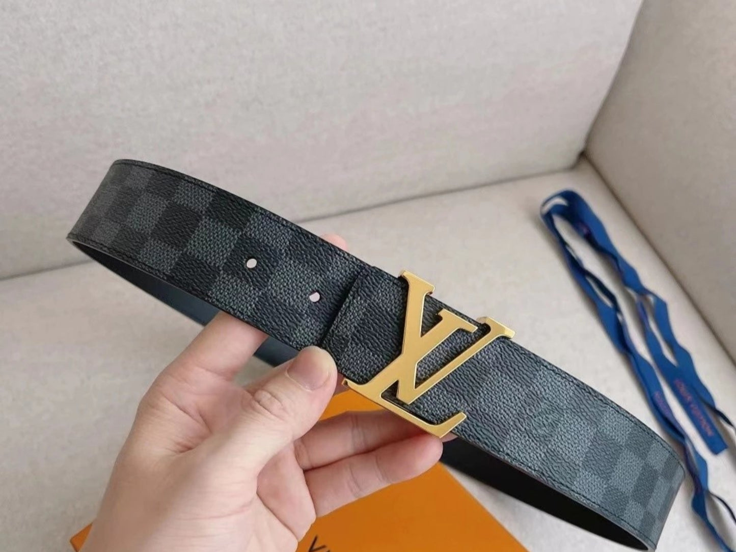 Louis Vuitton Men's Belt