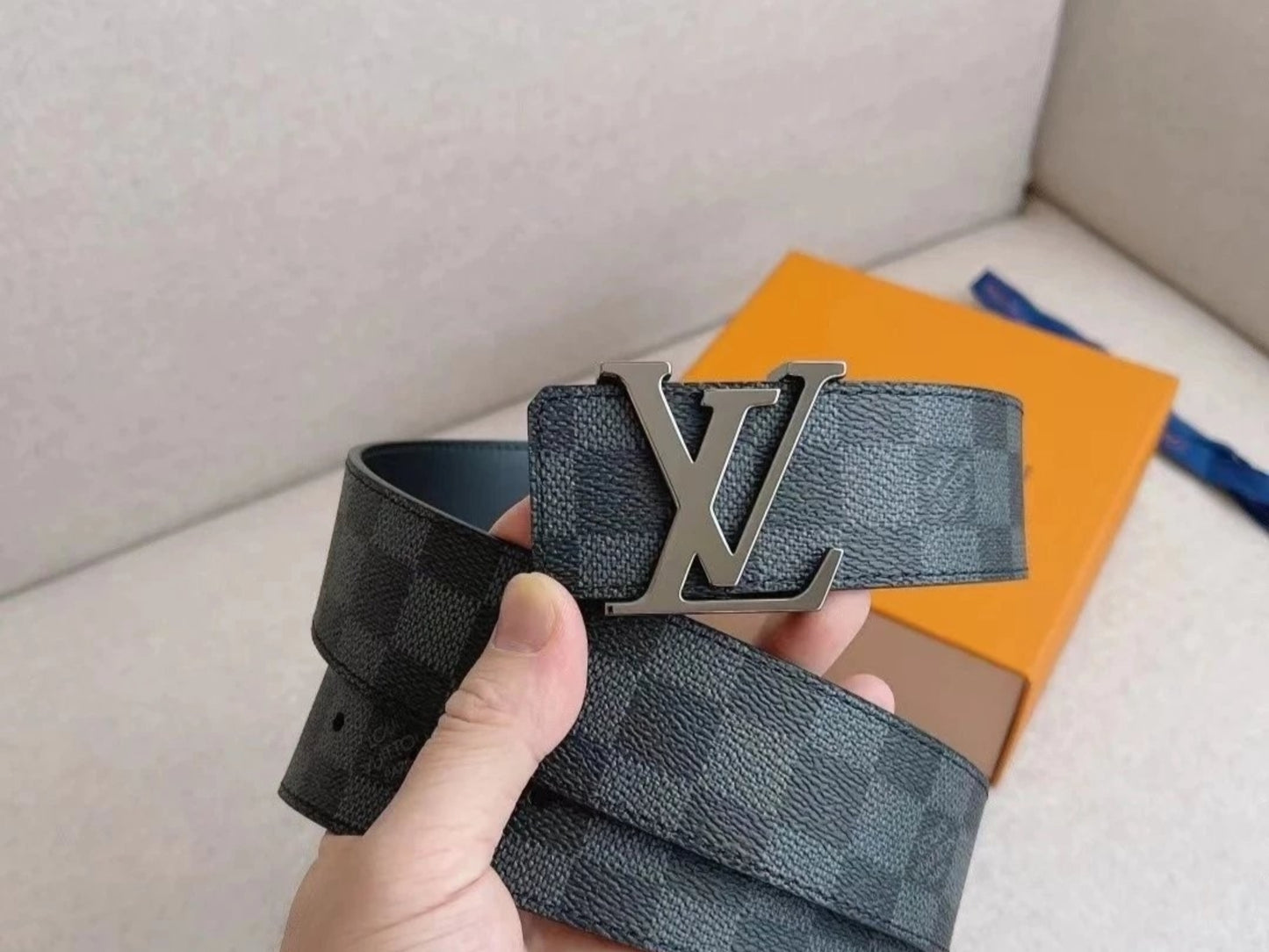 Louis Vuitton Men's Belt