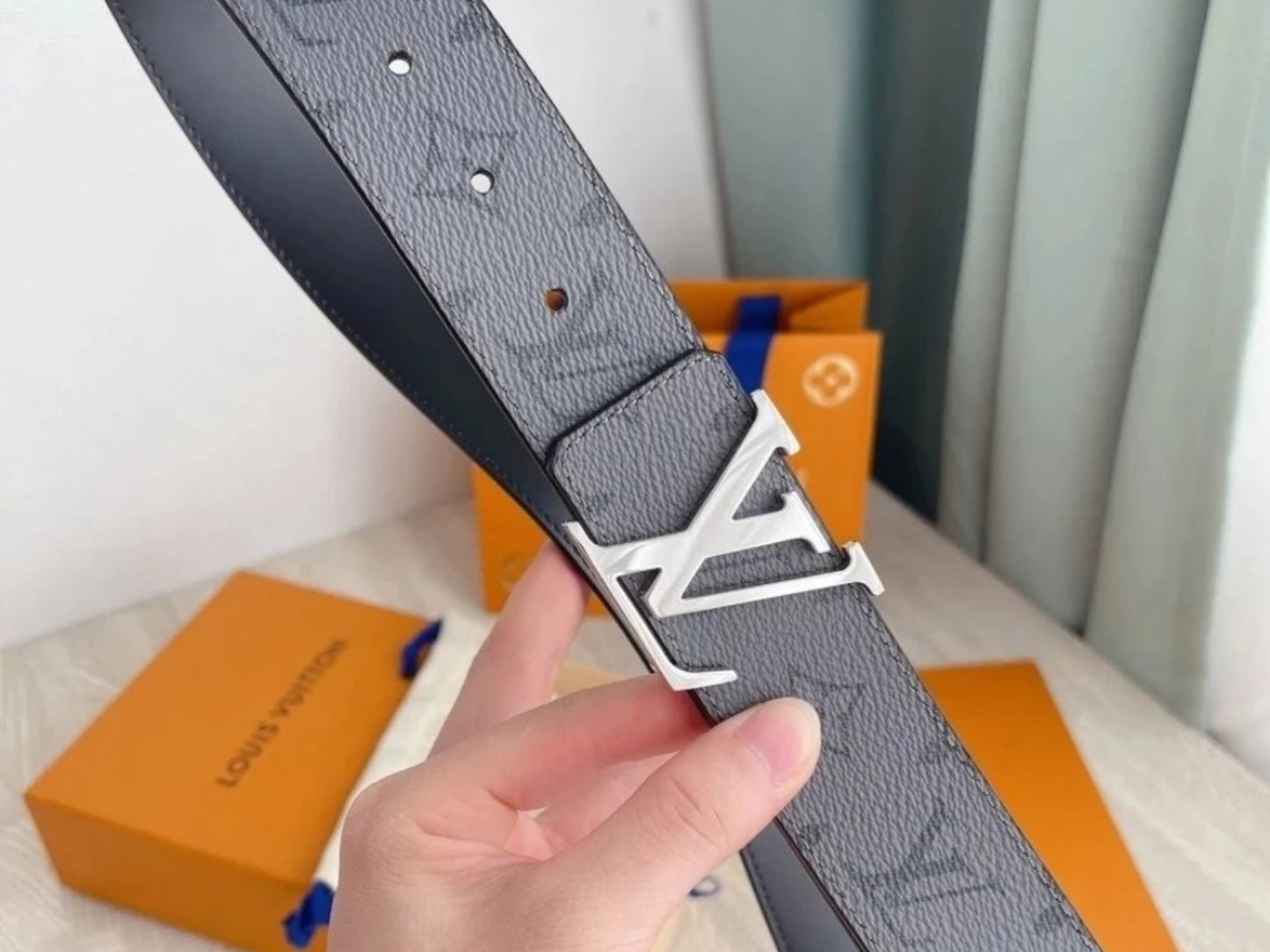 Louis Vuitton Men's Belt