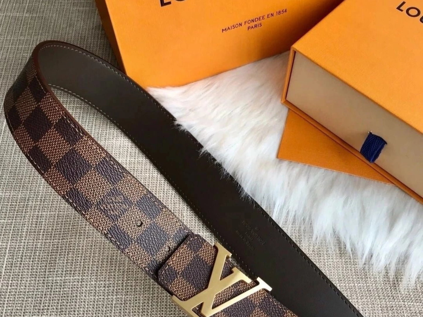 Louis Vuitton Men's Belt